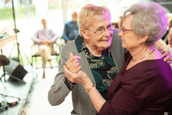 Boortse blaast 5 kaarsjes uit